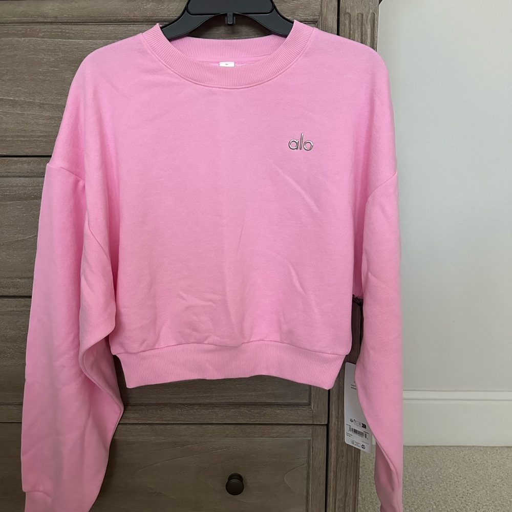 NWT Alo Sweet Pink Cropped Accolade Sweatshirt M - Picture 3 of 5